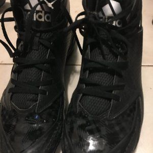 Football Cleats (Like new) Adidas 9 1/2
